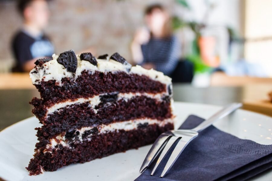 Delicious Cake Ideas To Impress Your Wife on Her Birthday