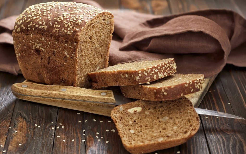 Calories in Brown Bread, Health Benefits, and Uses