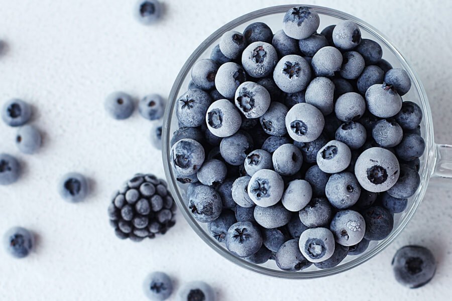 Frozen Blueberries: Nutrition Facts, Benefits and Side Effects